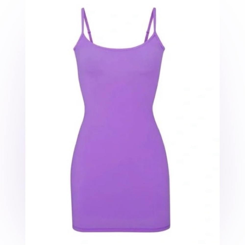 FITS EVERYBODY SLIP DRESS | ULTRA VIOLET